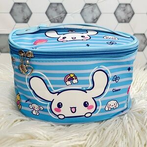 Cinnamoroll Cosmetic Bag